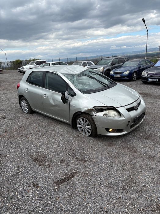 Toyota Auris 2.0 d4d 2008г
