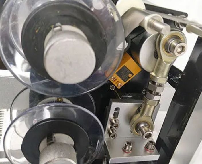 Этикетировщик с Маркиратором