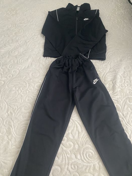 Nike екипи С размер