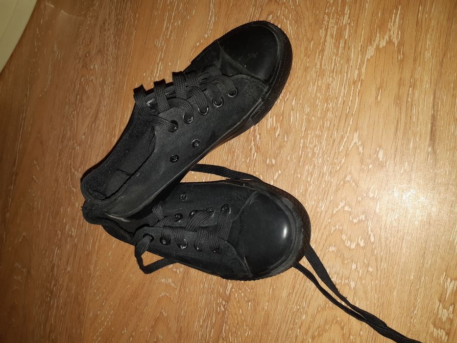 Продам кеды.