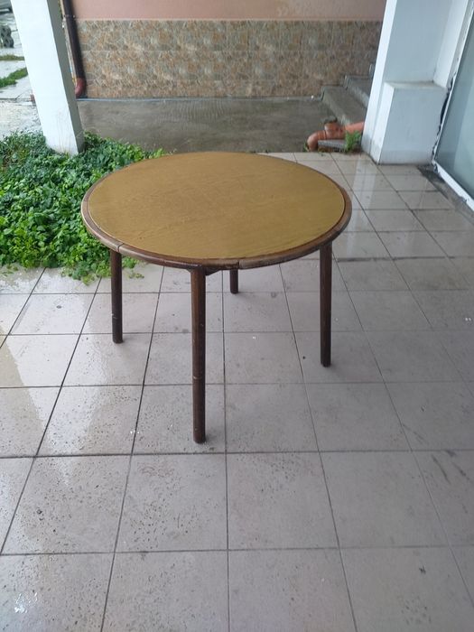 Дървена маса - кръгла