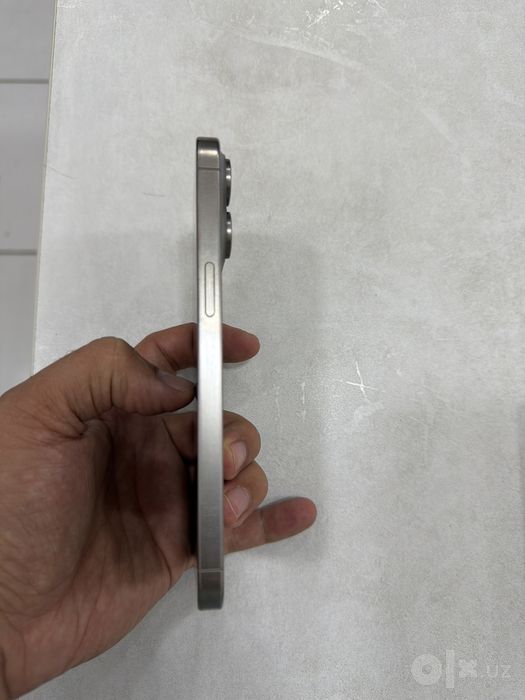 iFhone 15 Pro Max Natural Titanium