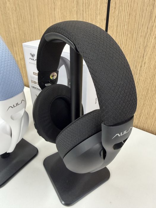 Наушник AULA новый