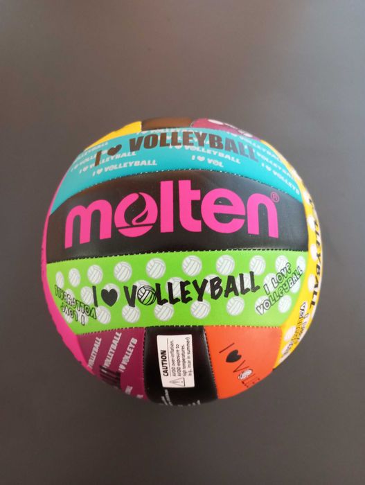 Волейболна топка