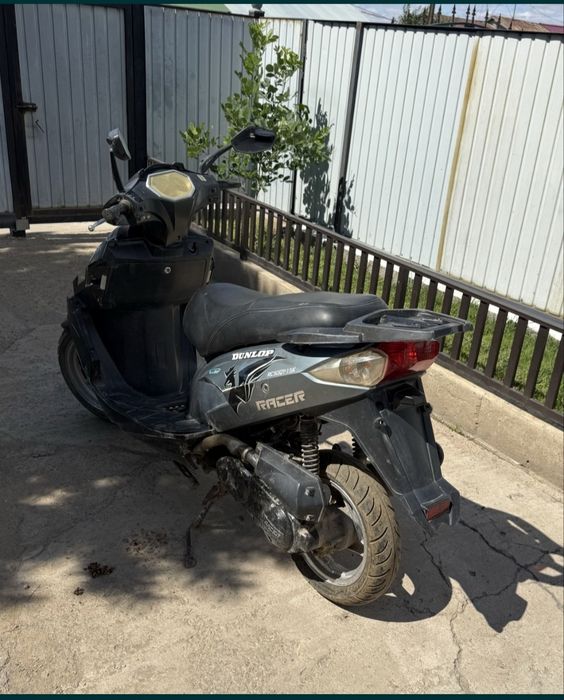 Продам скутер 80 куб