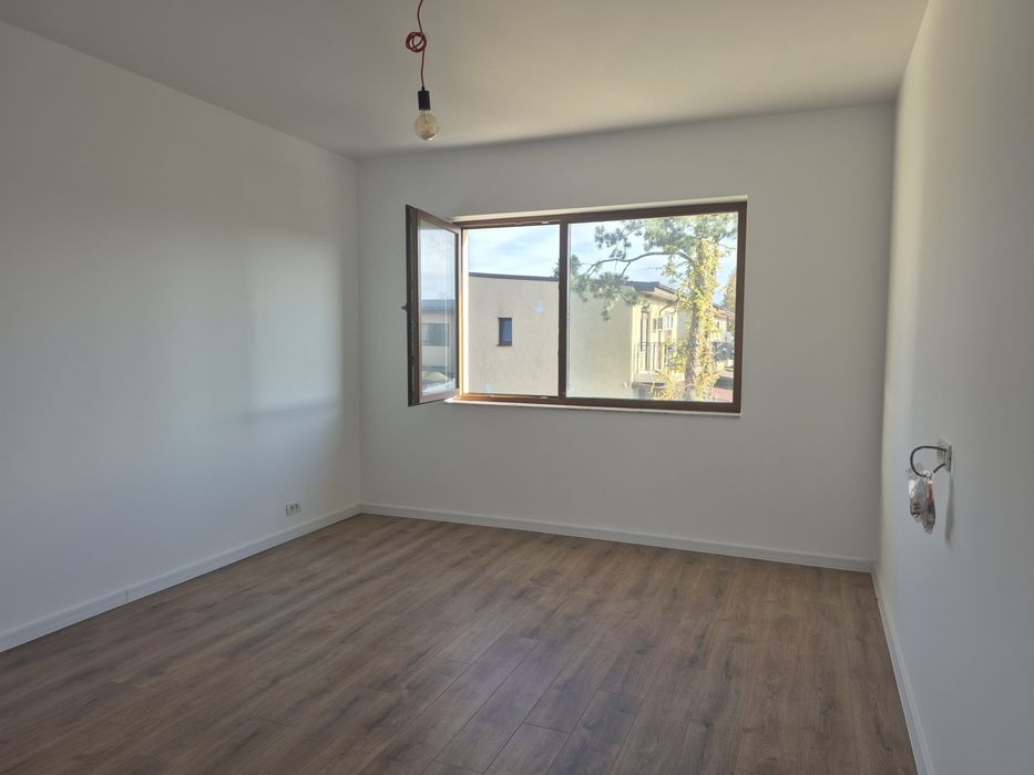 Vand casa individuala  Braytim