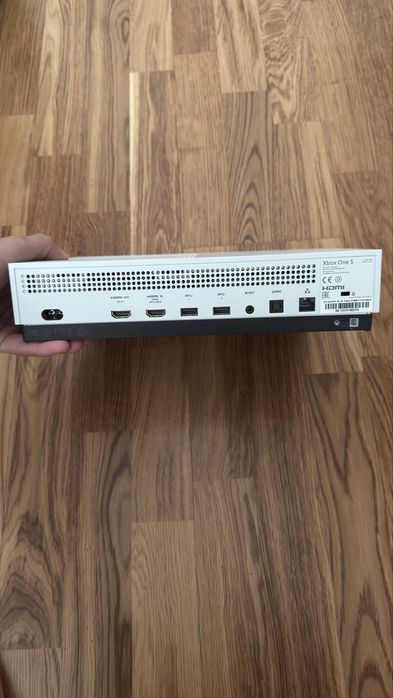 Xbox one in stare foarte buna