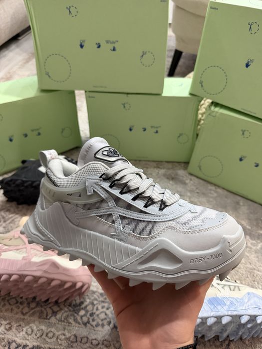 Off White Odsy 1000 / Full box / Premium