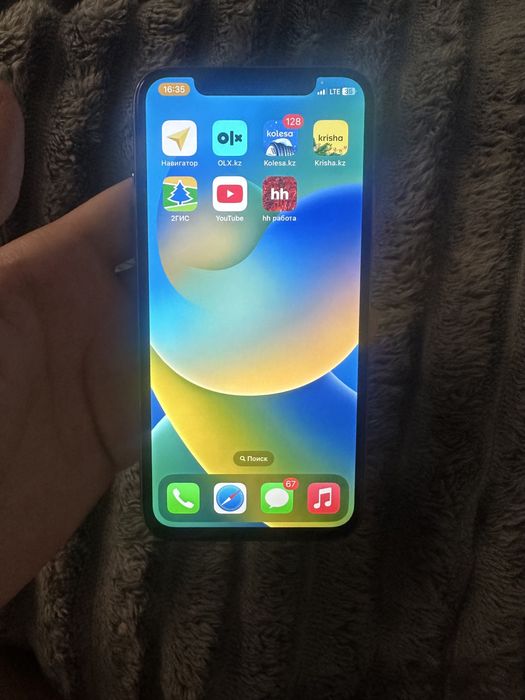 Продам Айфон 64 гб