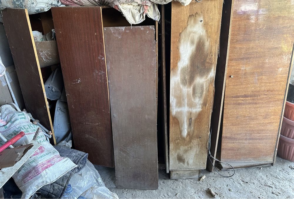 Eski shkaf uchun materialla