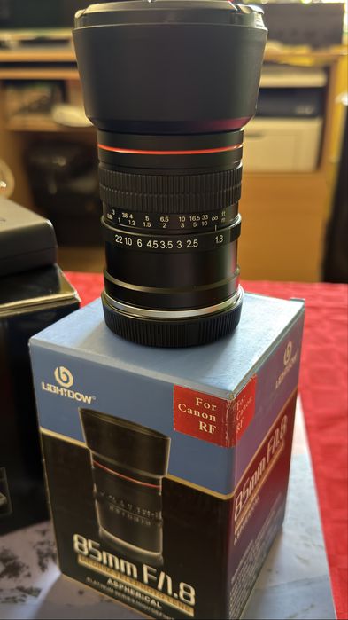 фотоапарат Canon EOS R50
