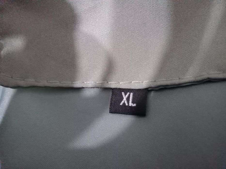 Продаётся ветровка мужская