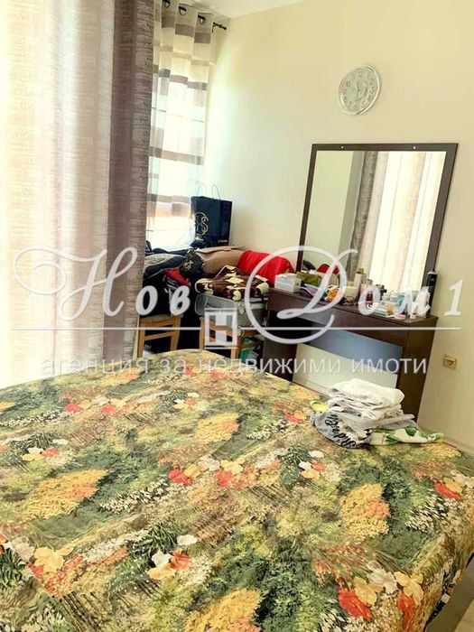 - к-с "Ботаника" - обзавведен - паркомясто - басейн - охрана -