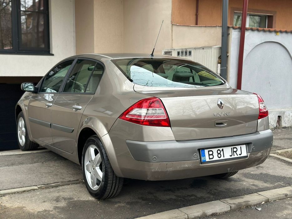 Renault Megane PRESTIGE 2009

*** 125. 0 0 0