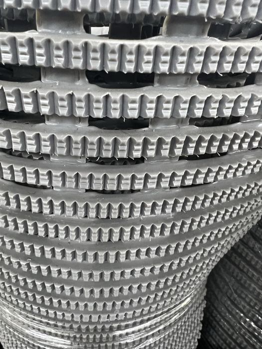 Коврик резиновый на шипах