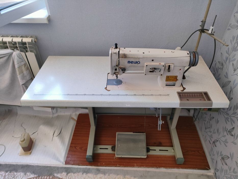 Продается швейная машина MEIJIA