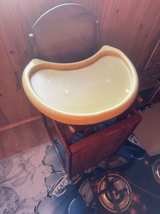 Стул для кормления