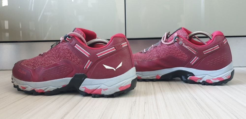 Salewa Speed Beat Gore - Tex   41/26.5см. ОРИГИНАЛ! Дамски спортни