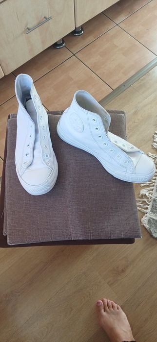 Converse piele , originqli