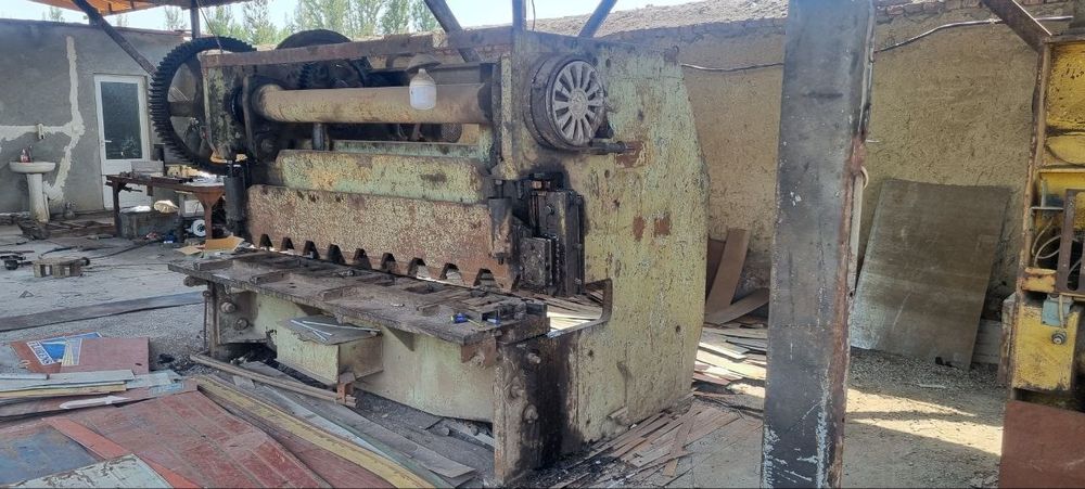 Temir qaychi Glatina 12mm