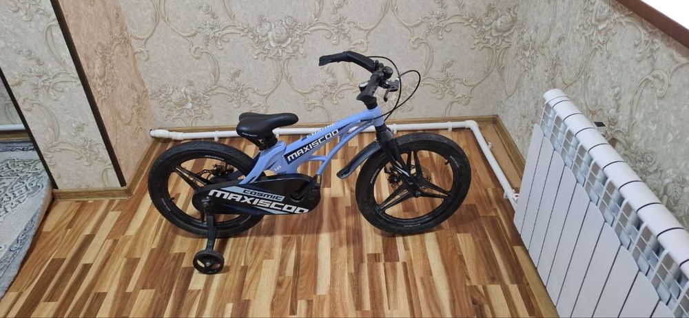 Детский велосипед Maxiscoo Cosmic Deluxe+