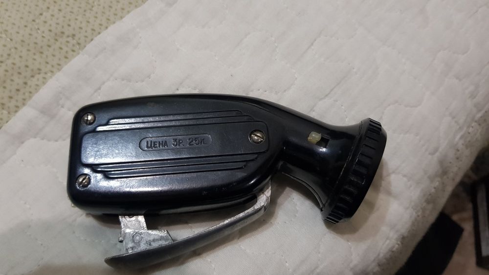 фанарик с генератором