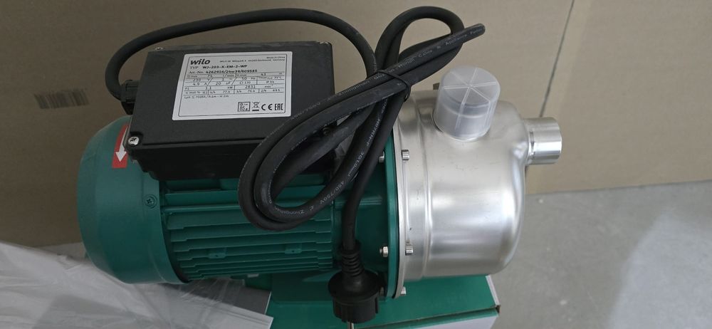 Хидрофорна помпа Wilo и пресустат Grundfos PM