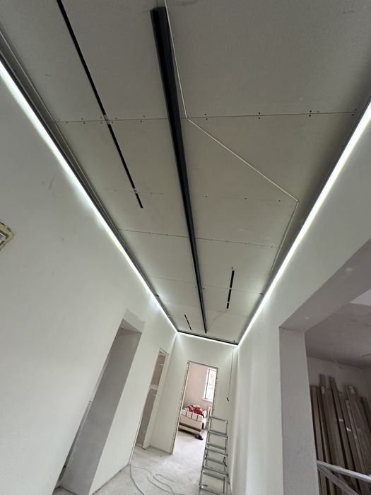 Натяжные потолки