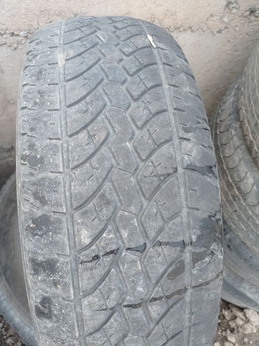 Шины штучные бу.