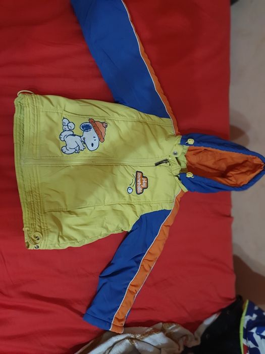 Куртки на мальчика.