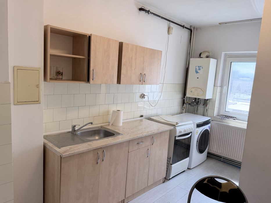 Vand mobilier si electrocasnice