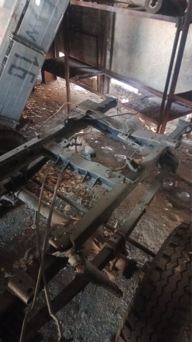 Уазик разобранный