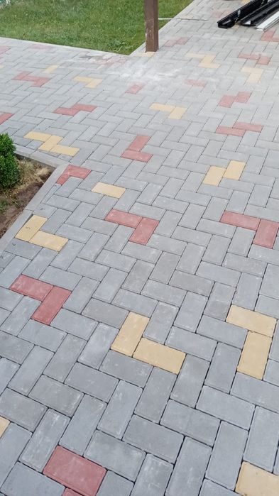 Укладка брусчатки и тротуарная плитки