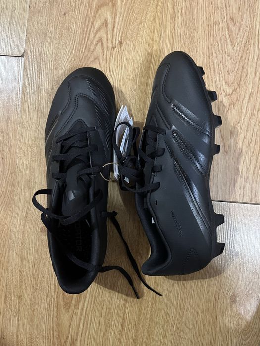 Adidas predator club