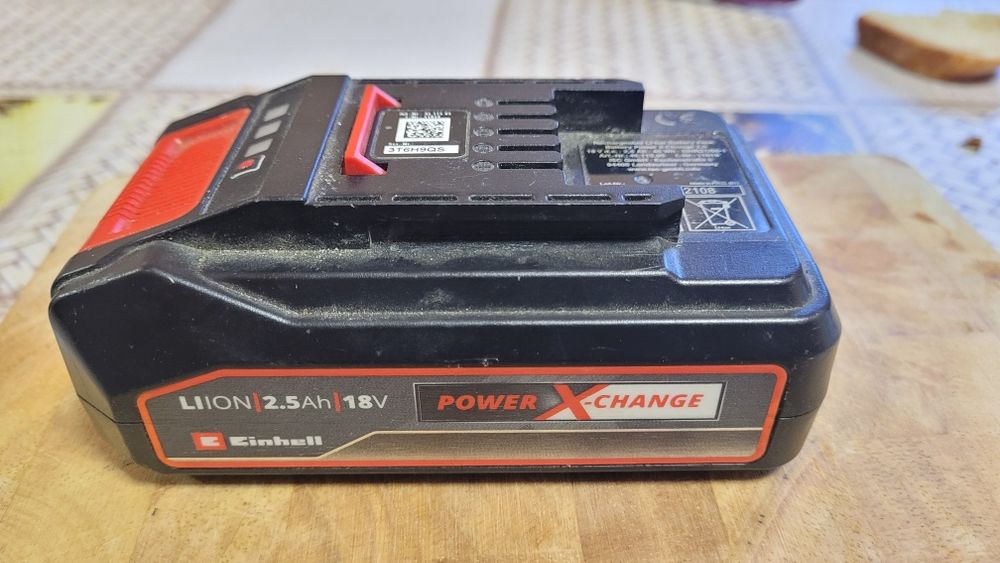 Vând acumulator einhell power xchange 18V 2,5Ah