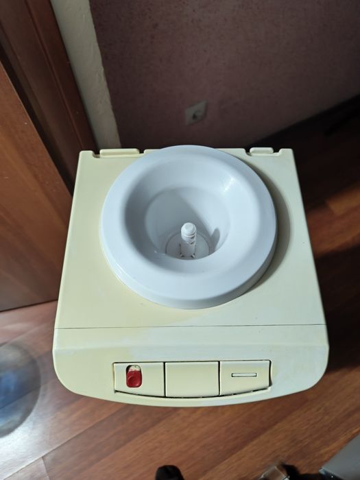 Диспенсер для воды  SEVENS