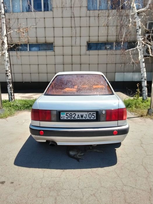 Продам Ауди 80 б4