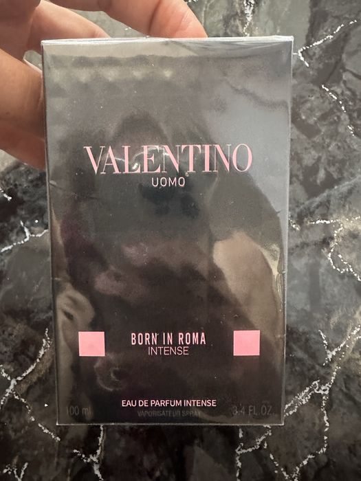 Нов Valentino Born in Roma Intense 100 мл