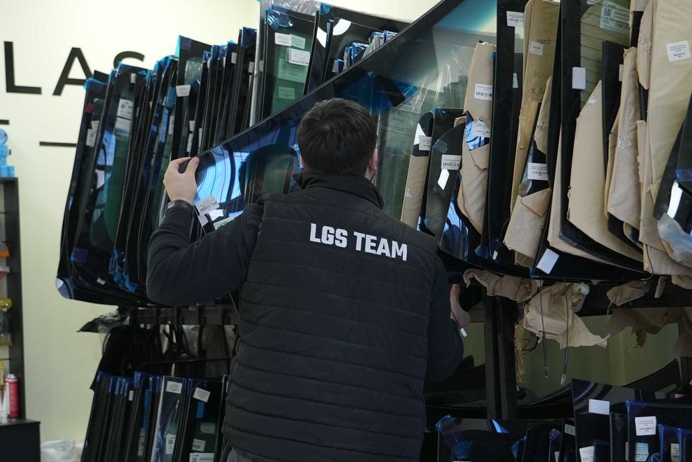 Лобовое ва ойналар сервис хизмати