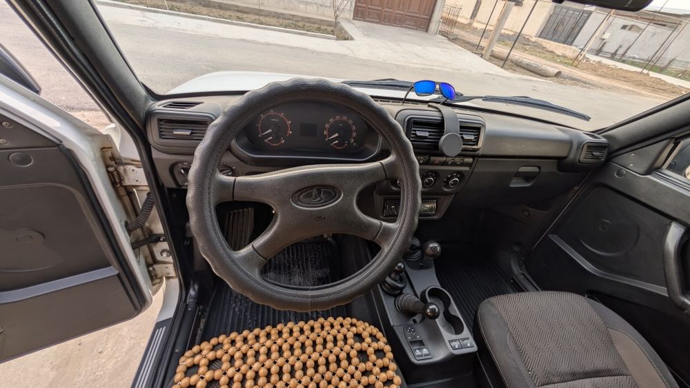продам LADA niva urban