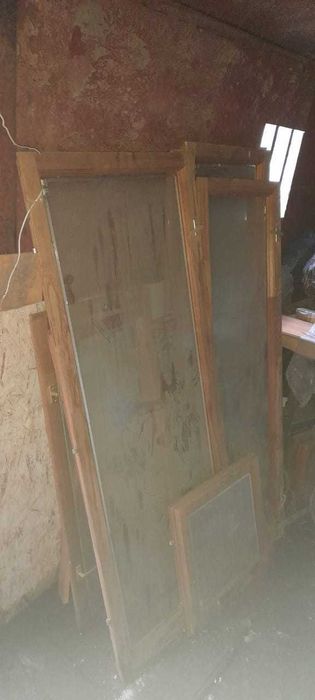 Продам оконные раммы