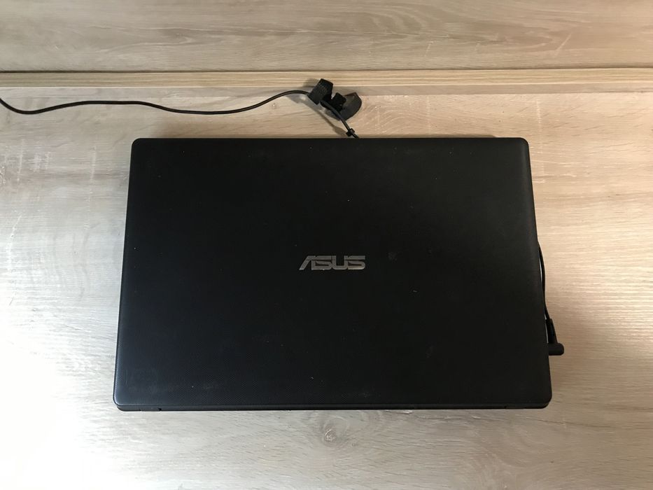 Ноутбук     ASUS