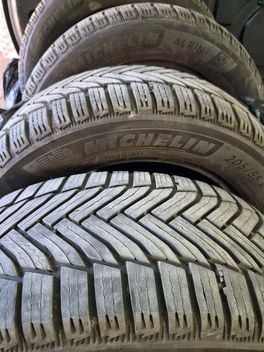 Продавам 4 броя зимни гуми Michelin Alpine 6