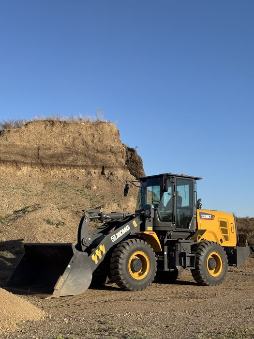 Услуги фронтального погрузчика