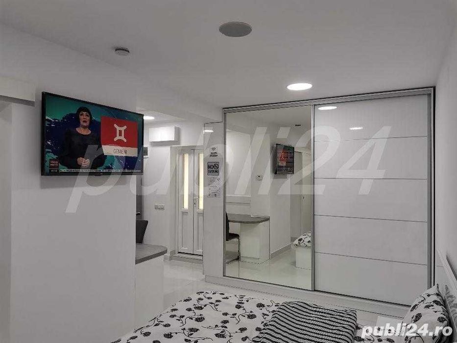 Cazare Regim Hotelier Casuta cu Tei Chirie Terasa Lux Curte Inchiriere