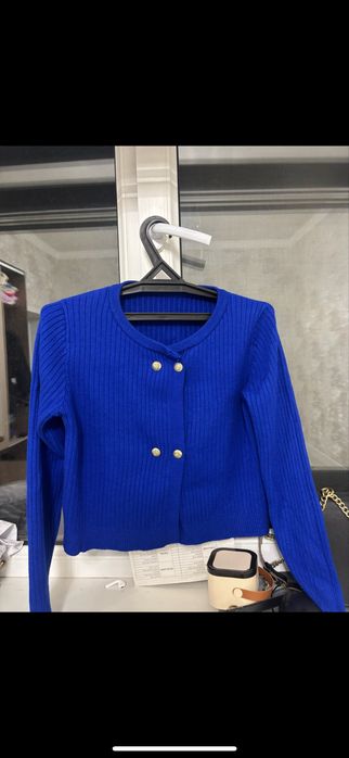 Полузамок джемпер