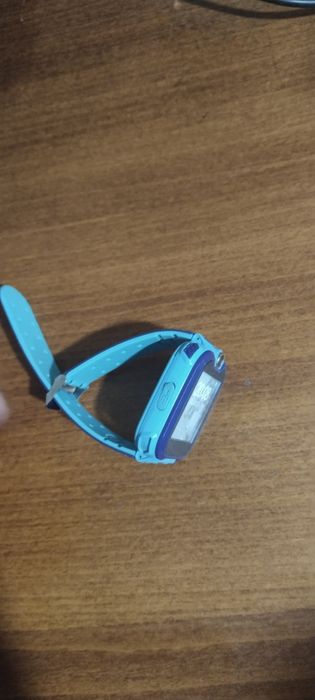 Акилли соат сотилади