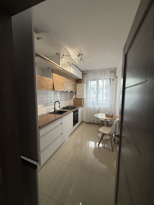 Inchiriez apartament 2 camere cartier Magnolia Craiova