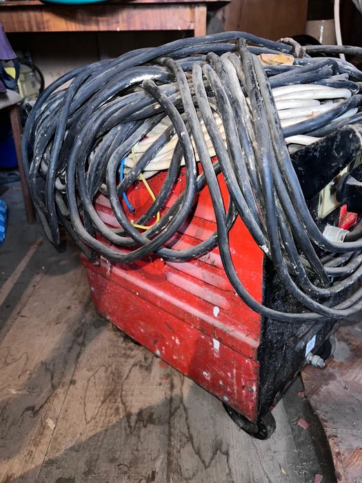 Сварочный трансформатор "Кавик ТДМ-252У2 220/380В" с кабелями