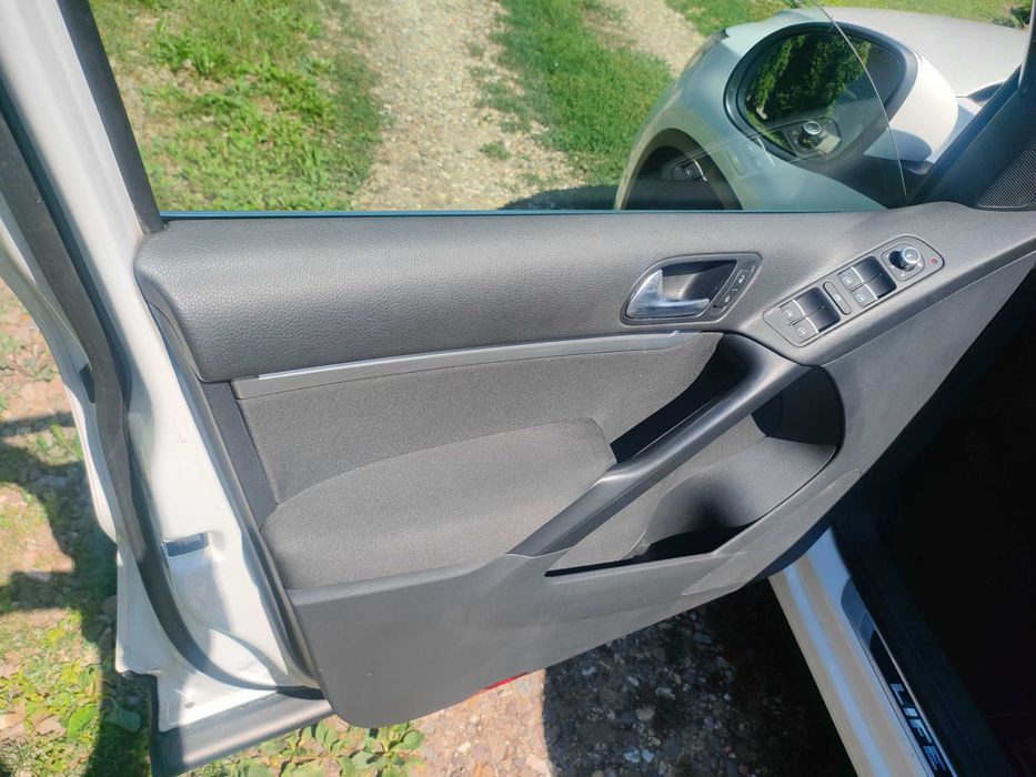 Volkswagen Tiguan life 2013